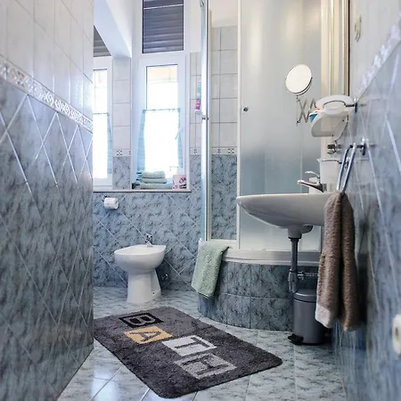 Marmont Apartman *