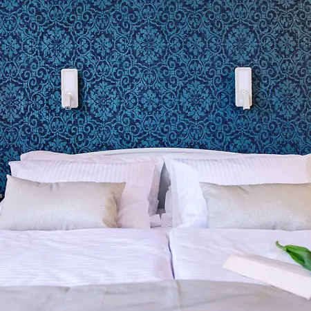 Апартаменты Marmont *